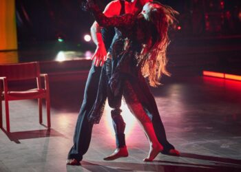 Ukraine's own 'Dancing with the Stars' is back on for a special episode with wartime heroes