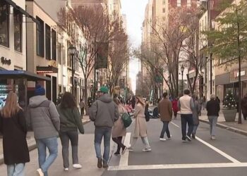 West Walnut Open Streets draws crowds, holiday cheer to Center City Philadelphia
