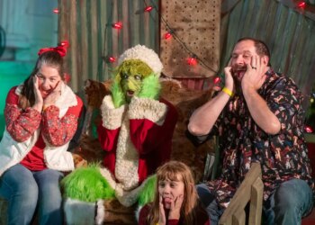 Winterfest; A Drag Queen Christmas