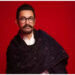 ‘Are you Aamir Khan?’ Mr. Perfectionist nods with a smile as a woman tries to confirm his identity |