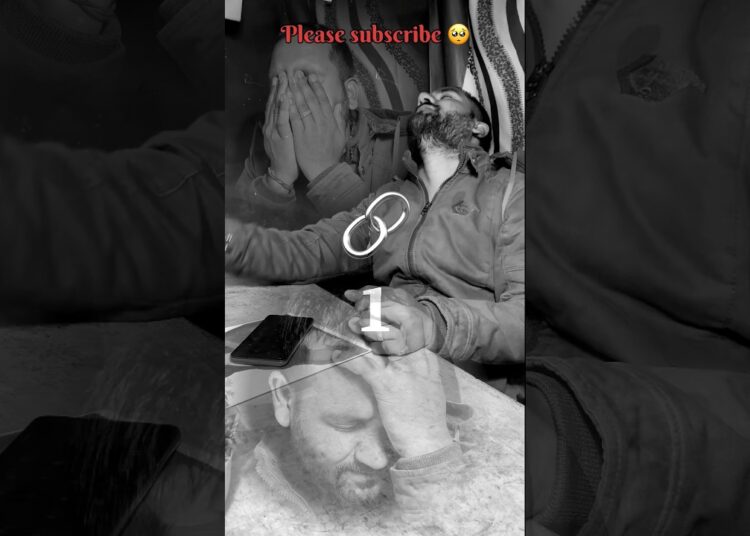 Artist life vs YouTube life 😊#art #workingartist #sketch #artdrawing #hardworkworks #trendingshorts