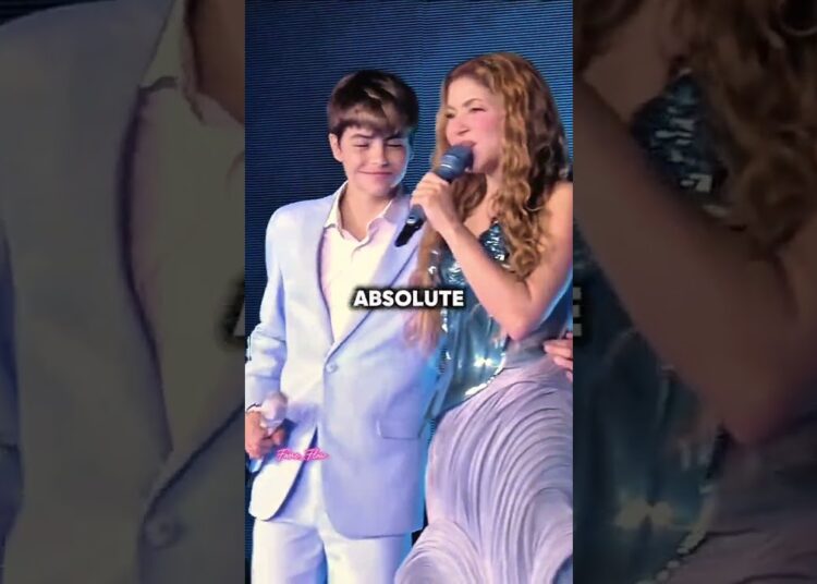 Shakira PERFORMED live with her sons for the first time #celebrity
