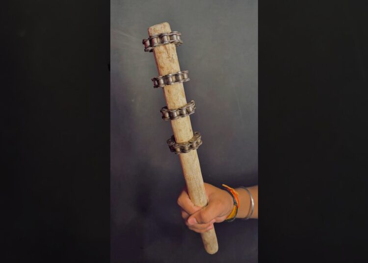 Making Chain Mace #survival #craft #art #diy #diycrafts #creative #artist #shortvideo #viralvideo