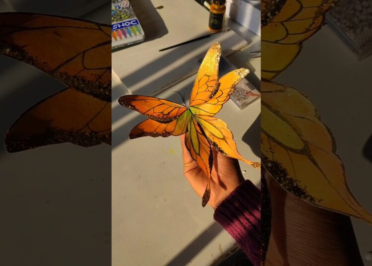 Butterfly Bookmark🦋 #butterflybookmark #aesthetic #easyartideas #artandcraft #art #butterflyart