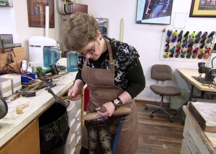 FAMILY explores the creative environments of four families of craft artists