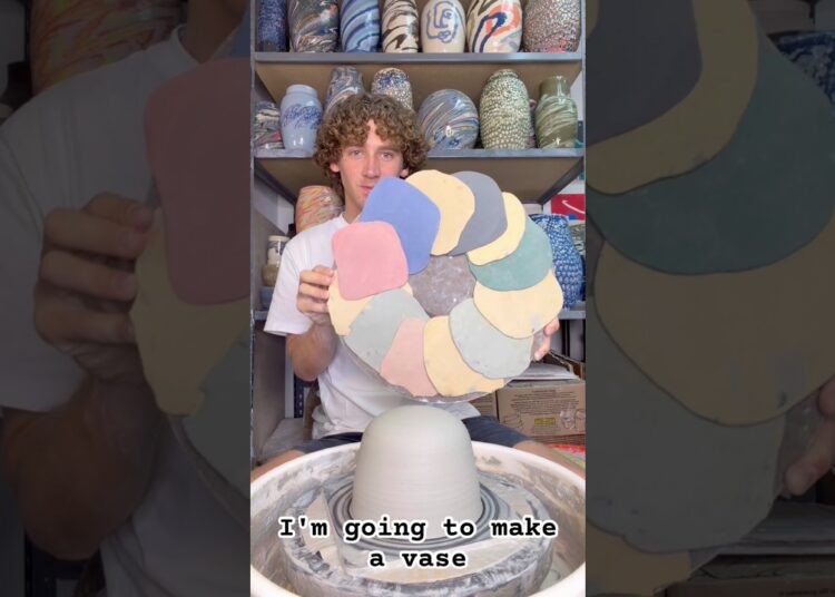Making a colorful vase! #artist