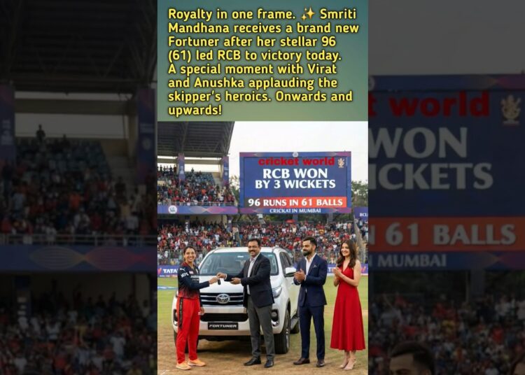 Royalty in one frame. ✨ Smriti Mandhana receives a brand new Fortuner #ViratKohli #cricket #ipl #rcb