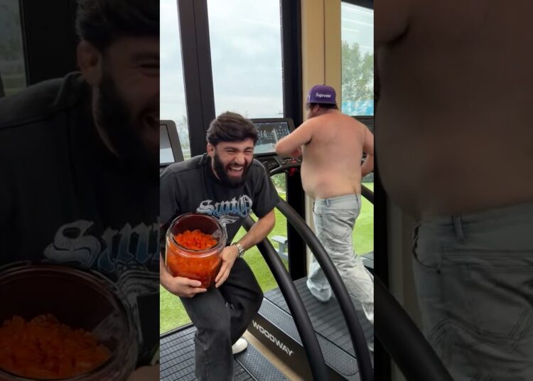 😭🏃🏻‍♂️ ARMAN TSARUKYAN HILARIOUSLY BECOMES A CELEBRITY PERSONAL TRAINER