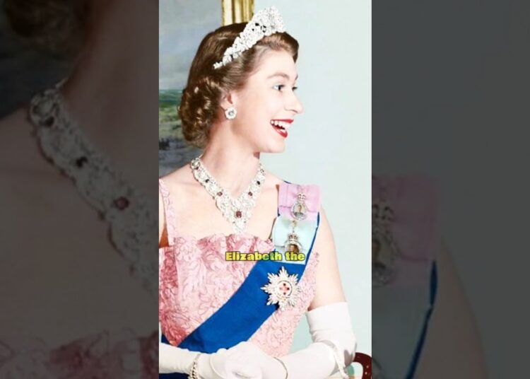 “The Queen’s Ruby Necklace That Proved Catherine’s Royal Status” #queen #royalfamily #royal