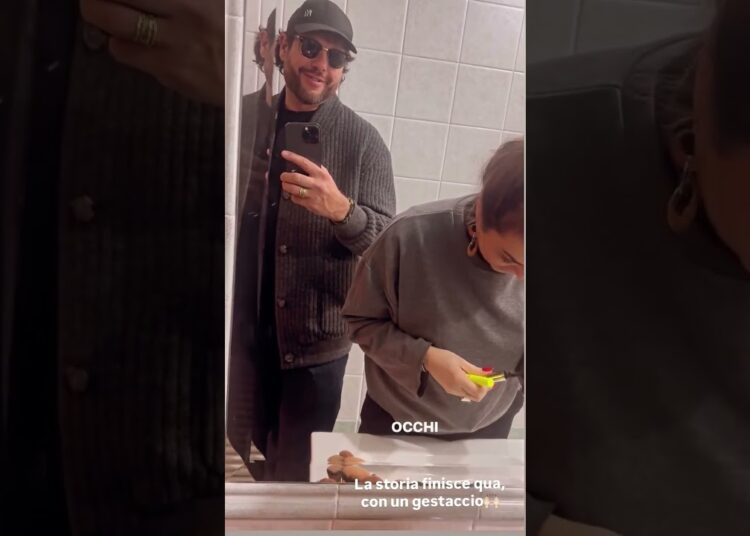 Alessandro Vicinanza e Roberta Di Padua “hai occhi spaccanti” #uominiedonne #gossip #robertadipadua