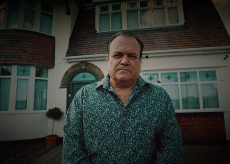 Celebrity Help My House Is Haunted S04E02 The Curse Of The Jinn