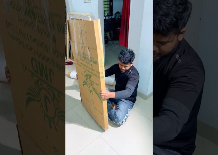 WhatsApp me ✅+919516669295 to order paintings #lavinagar #painting #artist #artwork #portrait #art