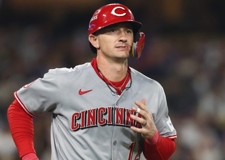 Wild Card Series - Cincinnati Reds v Los Angeles Dodgers - Game 2