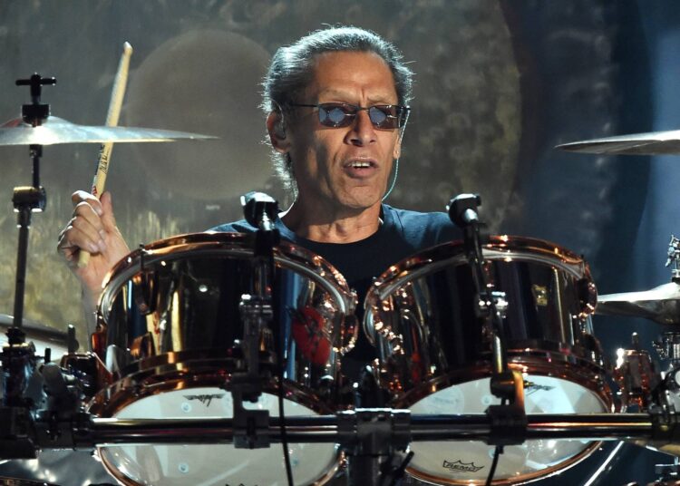 Alex Van Halen working on new record with Toto's Steve Lukather