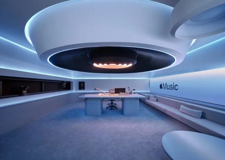 Apple Music Opens a Studio Dedicated to Radio and Live Music in Culver City, and Other News – SURFACE
