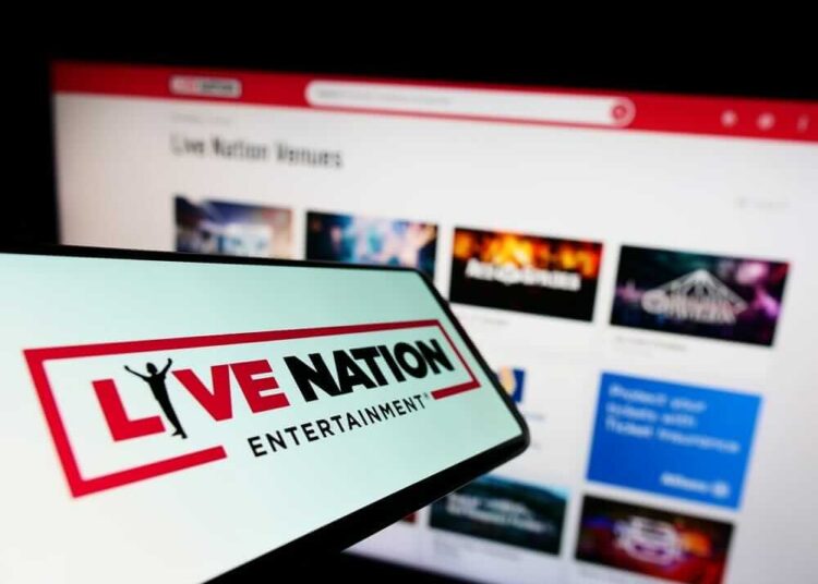 Are Wall Street Analysts Bullish on Live Nation Entertainment Stock?