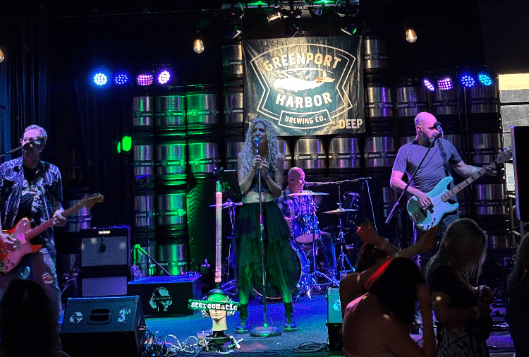 Beat the winter blues with these North Fork spots serving entertainment with each pour