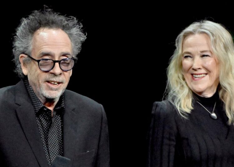 Beetlejuice Director Tim Burton Reacts to Catherine O’Hara's Death at 71