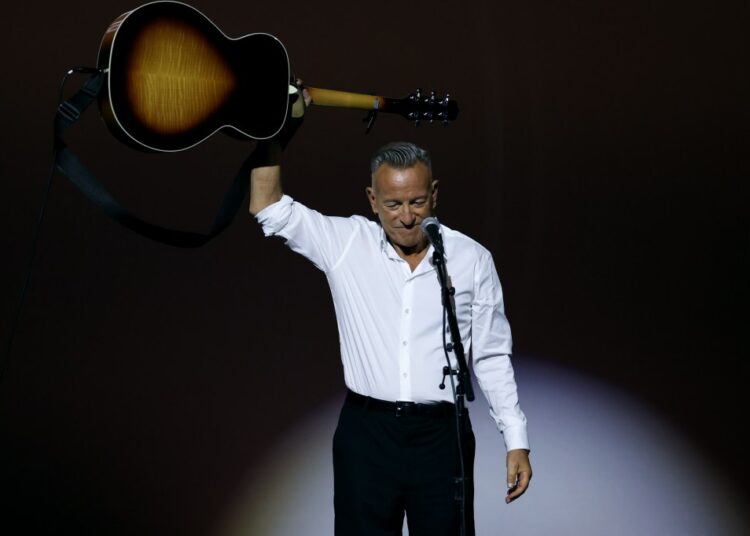 Bruce Springsteen To Perform At Minneapolis Anti-ICE National Shutdown Protest