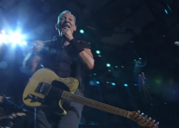 Bruce Springsteen performs new anti-ICE song at Minneapolis show