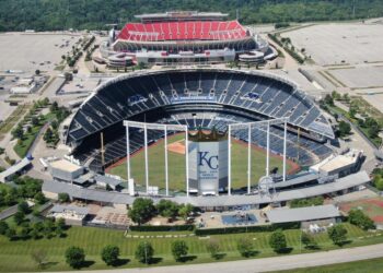 Did the Royals miss their chance to build a Kansas stadium?