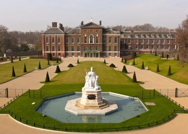 A brazen double security breach at Kensington Palace in the days leading up to Christmas has once again thrust royal protection into the spotlight, as a 39-year-old man successfully gained access to the prestigious royal residence on two separate occasions within 48 hours.