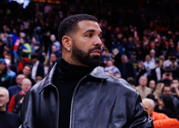 Drake Used Online Casino Money for Artificial Streams, Lawsuit Claims