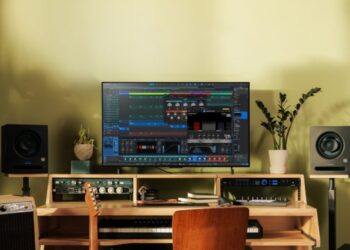 Fender Unveils Fender Studio Pro And Connected Music Creation Ecosystem With New Interfaces