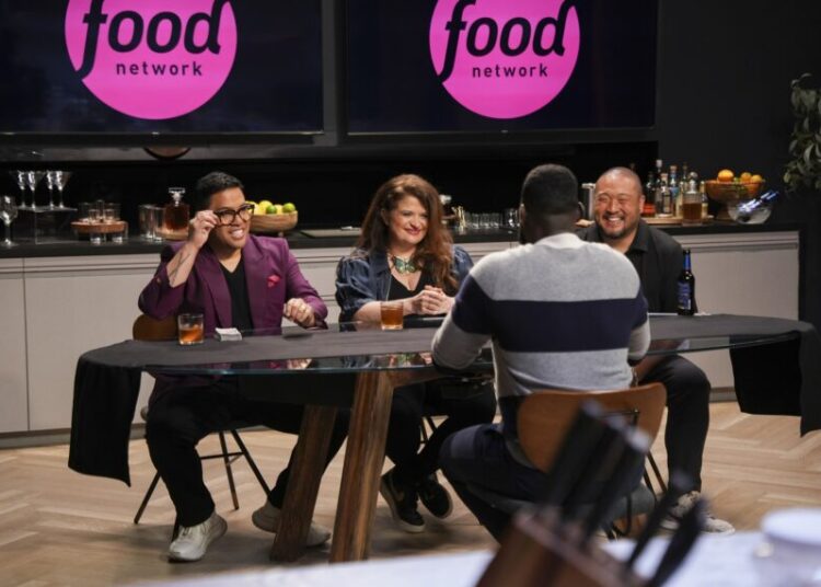 Arnold Myint, Alex Guarnaschelli, Kevin Lee compete on Wildcard Kitchen, hosted by Eric Adjepong