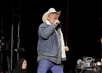 Garth Brooks Teases 2026 Tour and New Music Release