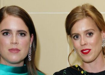 Insider's verdict on Eugenie and Beatrice's response to Andrew scandal | Royal | News