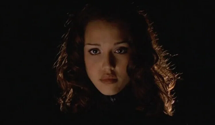 Max Guevara in all black on Dark Angel
