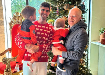 Jesse Tyler Ferguson and Justin Mikita celebrate Christmas with sons Sully and Beckett Jesse Tyler Ferguson/Instagram