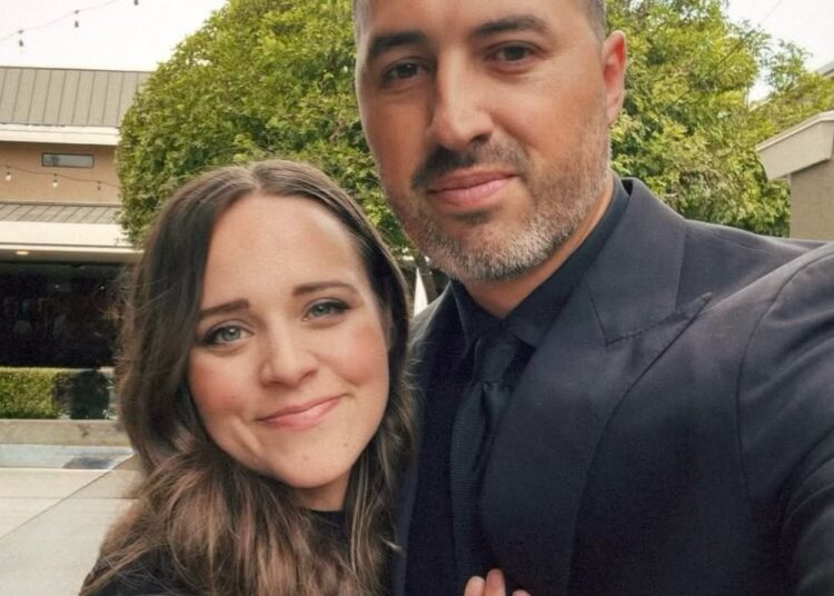 Jeremy Vuolo Recalls Duggar Family Hiding During Josh Scandal