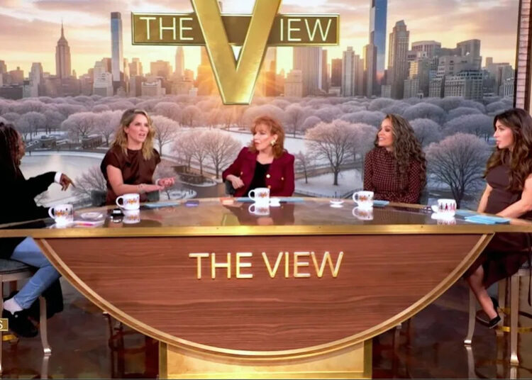 Joy Behar on her final episode of 'The View' before a four-day absence ABC
