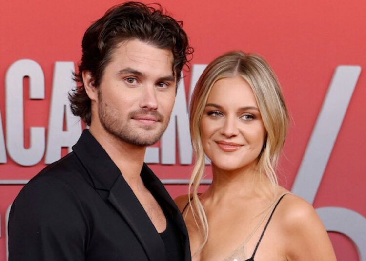 Kelsea Ballerini Declares PDA Is in for 2026 After Chase Stokes Reunion