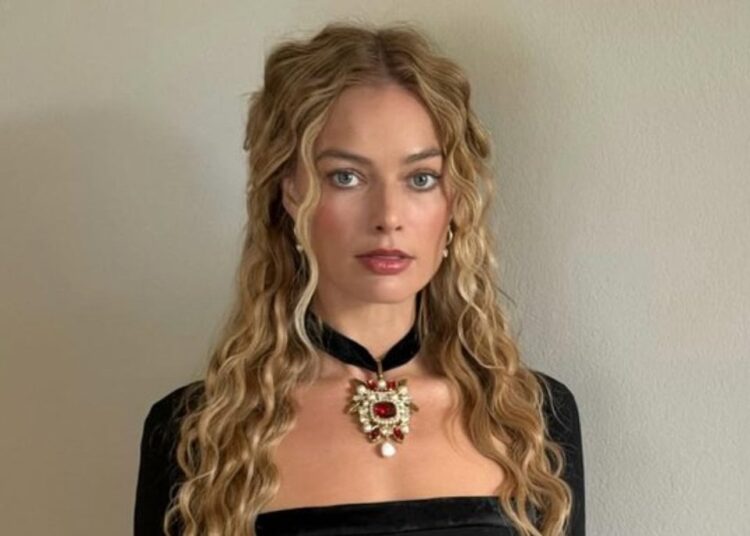 Margot Robbie stuns for the press tour despite being called ‘average’