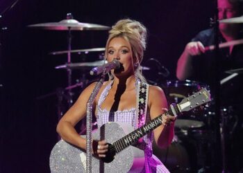 Megan Moroney's 'Cloud 9' Album Drops Feb. 20 With Ed Sheeran, Kacey Musgraves Collaborations