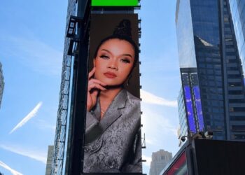 Twenty years after dreaming of it, MimiFly lands on the world’s most iconic billboard. — Picture by Facebook/MimiFly