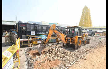Mysuru royal family, MLA to be part of Save Chamundi Hills protest