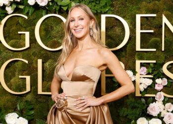 Nikki Glaser reveals the celebrity she can’t roast at Golden Globes – NBC Boston