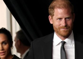 Prince Harry and Meghan's ex staff member reveals unusual first meeting | Royal | News