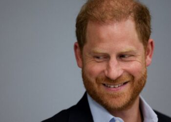 Prince Harry issued stark warning for 2026 despite family feud | Royal | News