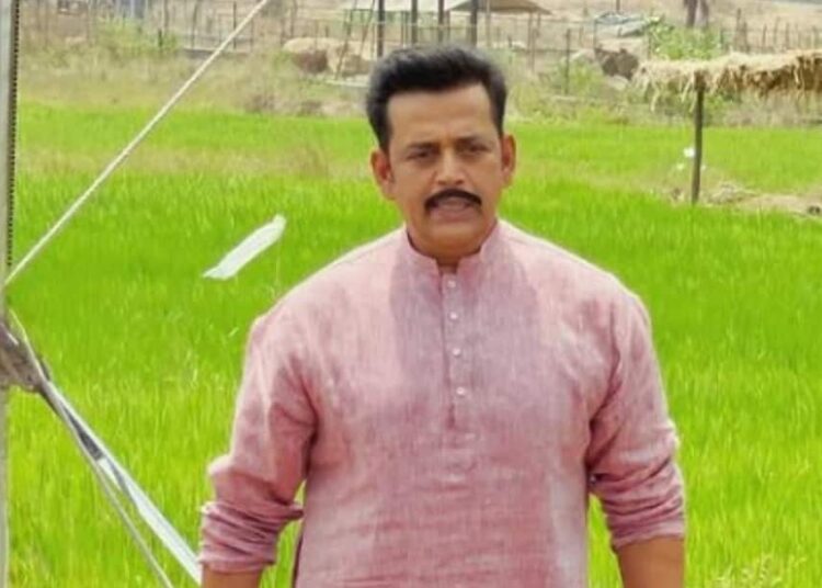 Ravi Kishan Defends Television Actors, Cites Smriti Irani & Pushes For Pension Scheme