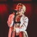 Robyn Shares New Songs During New Year's Eve Performance