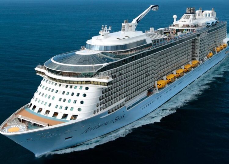 Royal Caribbean's Anthem OTS returns to port after propulsion fault | Cruise News