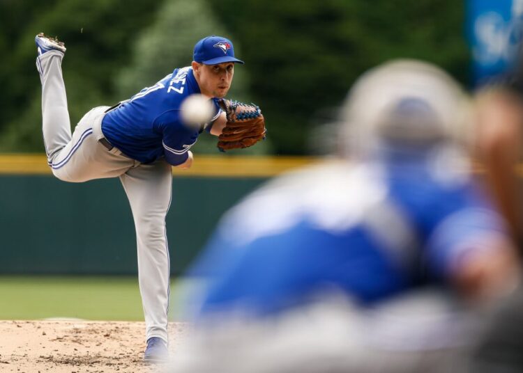 Royals, Aaron Sanchez Agree To Minor League Deal