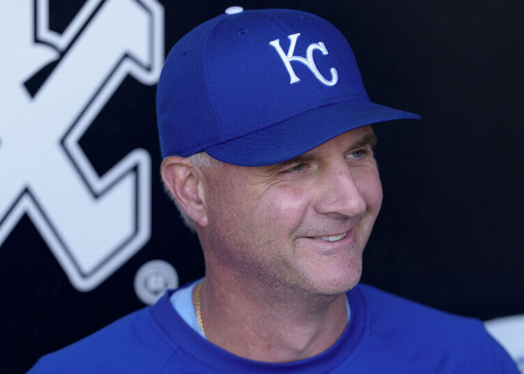 Royals ink manager Quatraro to 3-year extension