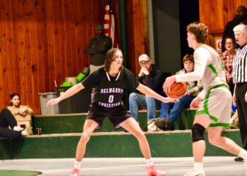 Royals return to ESIAC schedule in dominant form