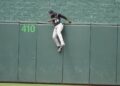 Royals to move fences in, lower height